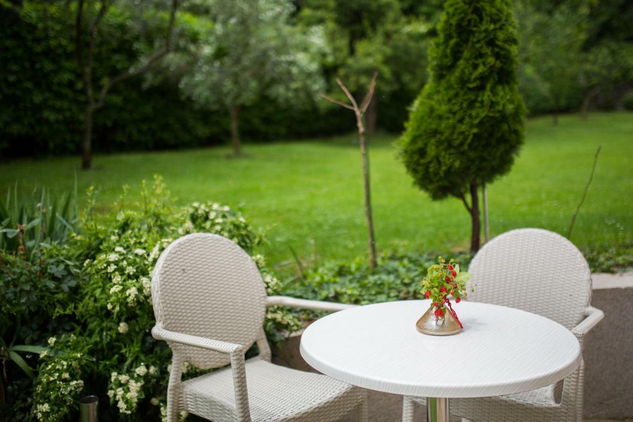 Apartments Villa Majda มาทุลยี ภายนอก รูปภาพ